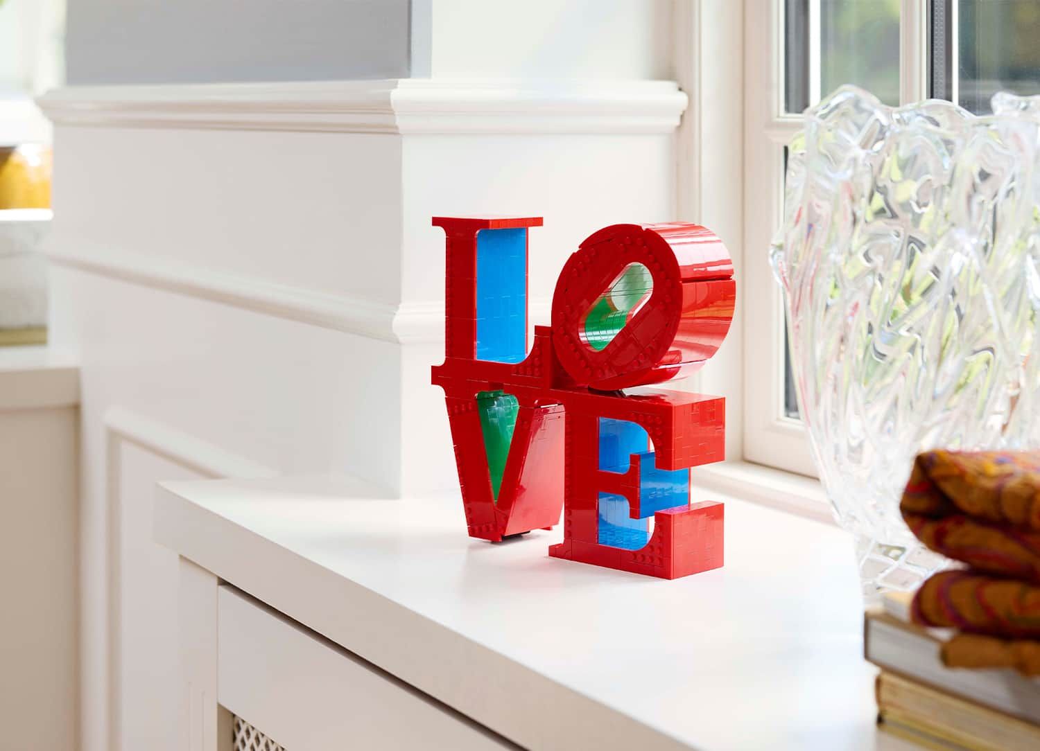 ليغو LOVE