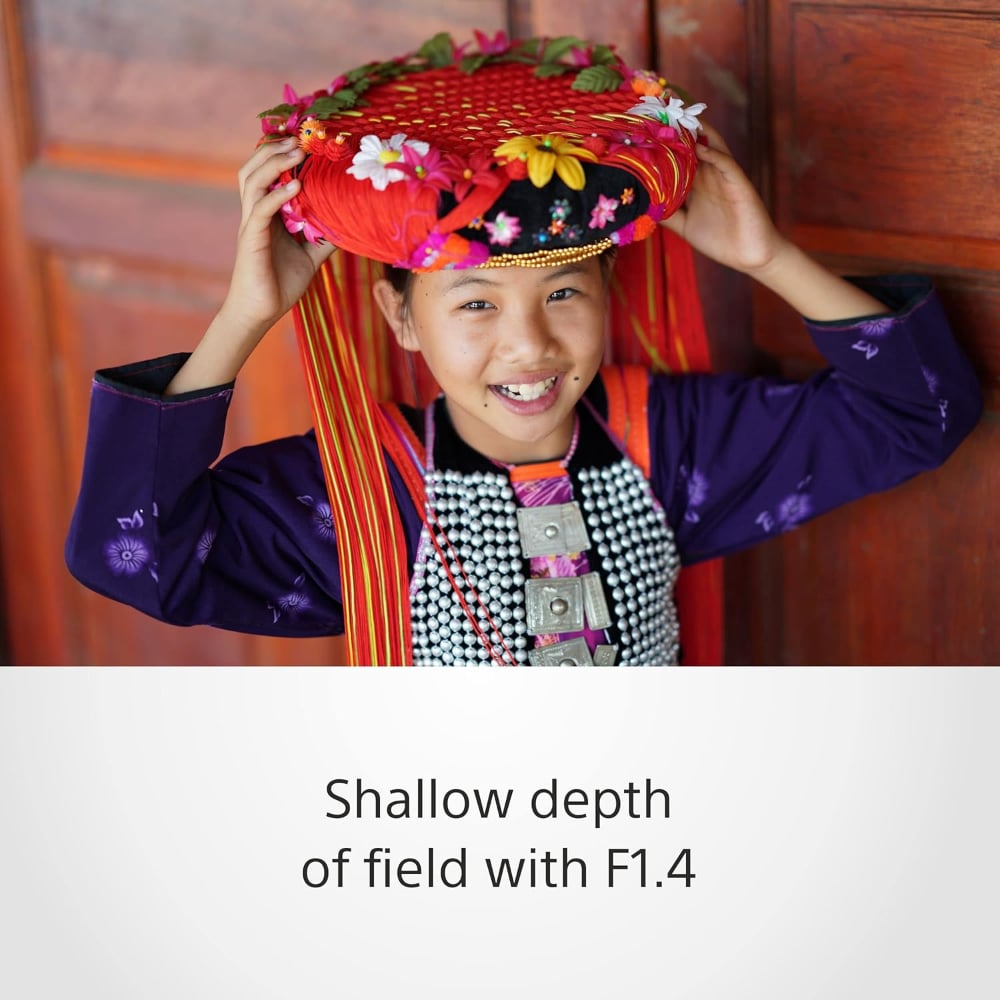 Sony FE 85mm | SEL85F14GM | F1.4 GM | Portrait Prime Lens | Full-Frame E-Mount | Black