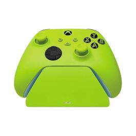 Razer Universal Quick Charging Stand for Xbox Controller | Electric Volt Wake | RC21-01750500-R3M1