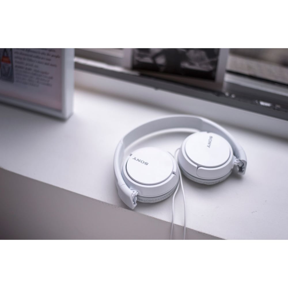 Sony MDR-ZX110 Wired On-Ear Headphones Stereo Sound White