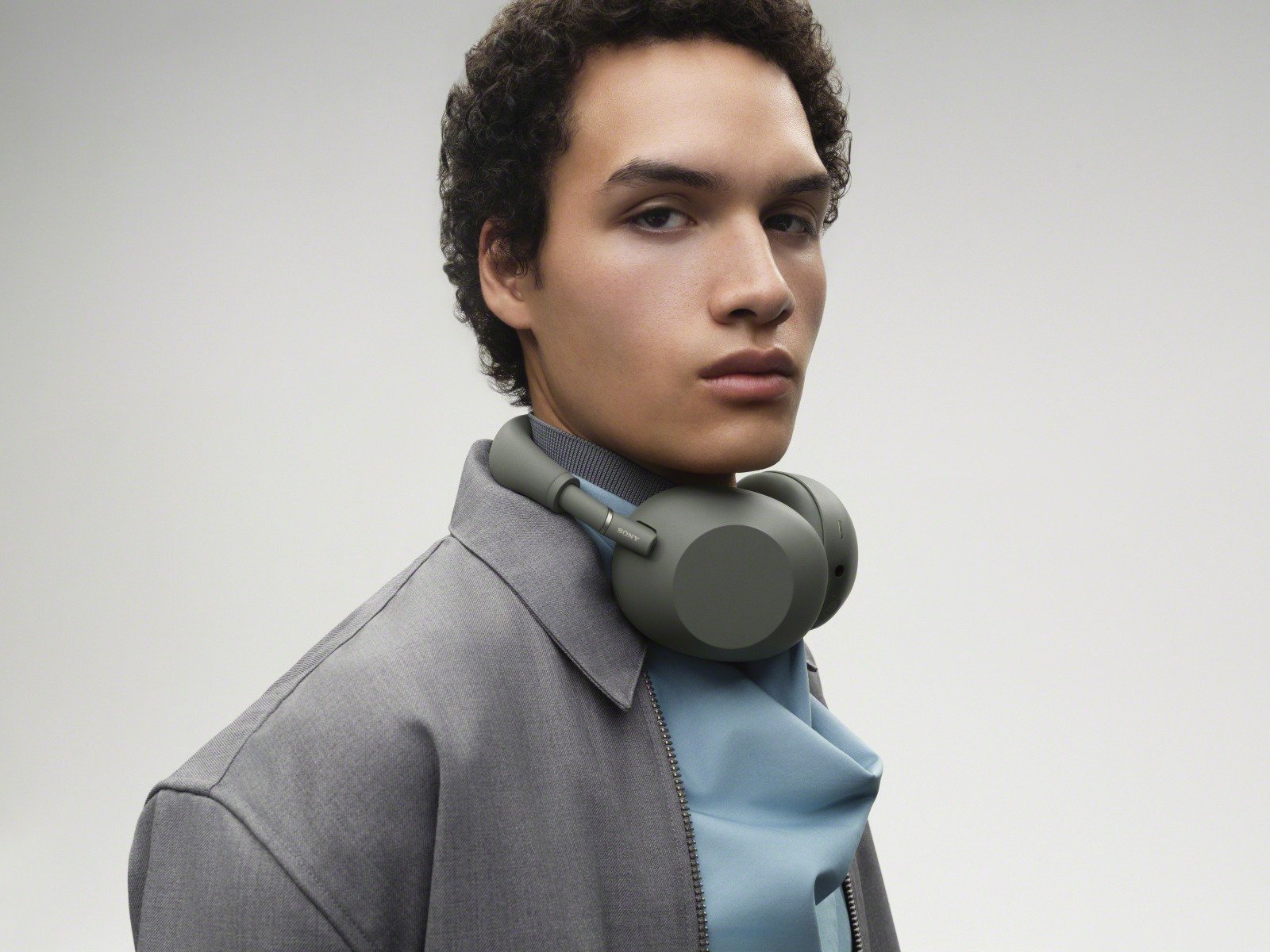 Sony WH-1000XM6 Wireless Noise Cancelling Headphones, 30 Hours Battery, Hi-Res Audio, LDAC, Multipoint, Bluetooth, Olive Gray